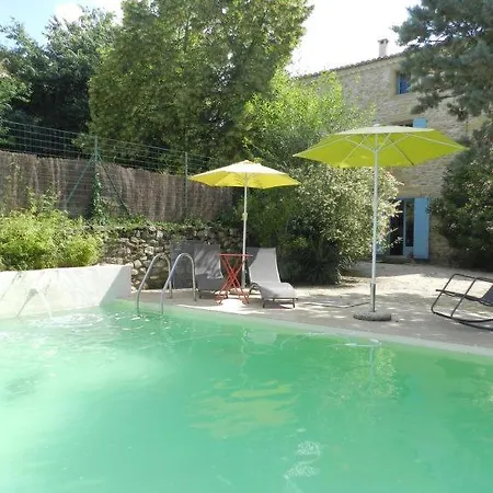 Sleeps 5 Pool Wifi * Argilliers
