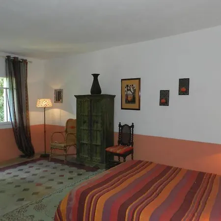 בית נופש Sleeps 5 Pool Wifi Argilliers